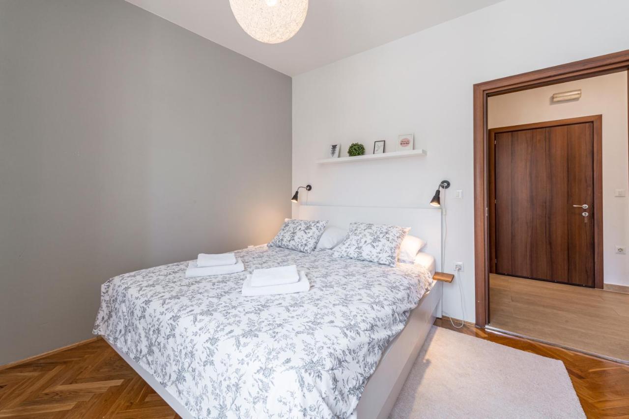 51 Street Apartment Dubrovnik Eksteriør bilde